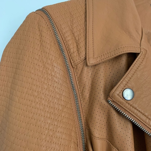 EUC Kate & Mallory Convertible Cognac Leather Vest Moto Jacket Perforated Detail - Picture 2 of 15
